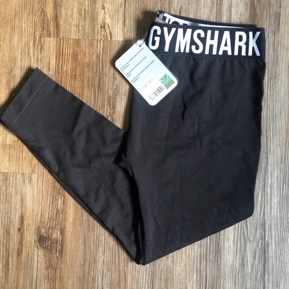 NEVER WORN tags on Gymshark M Fit Cropped Legging